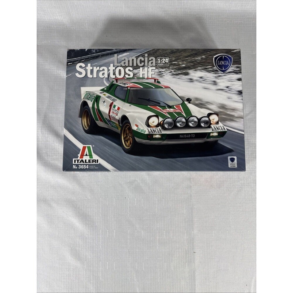 Italeri Lancia Stratos HF 1:24 No 3654 Model Kit NIB